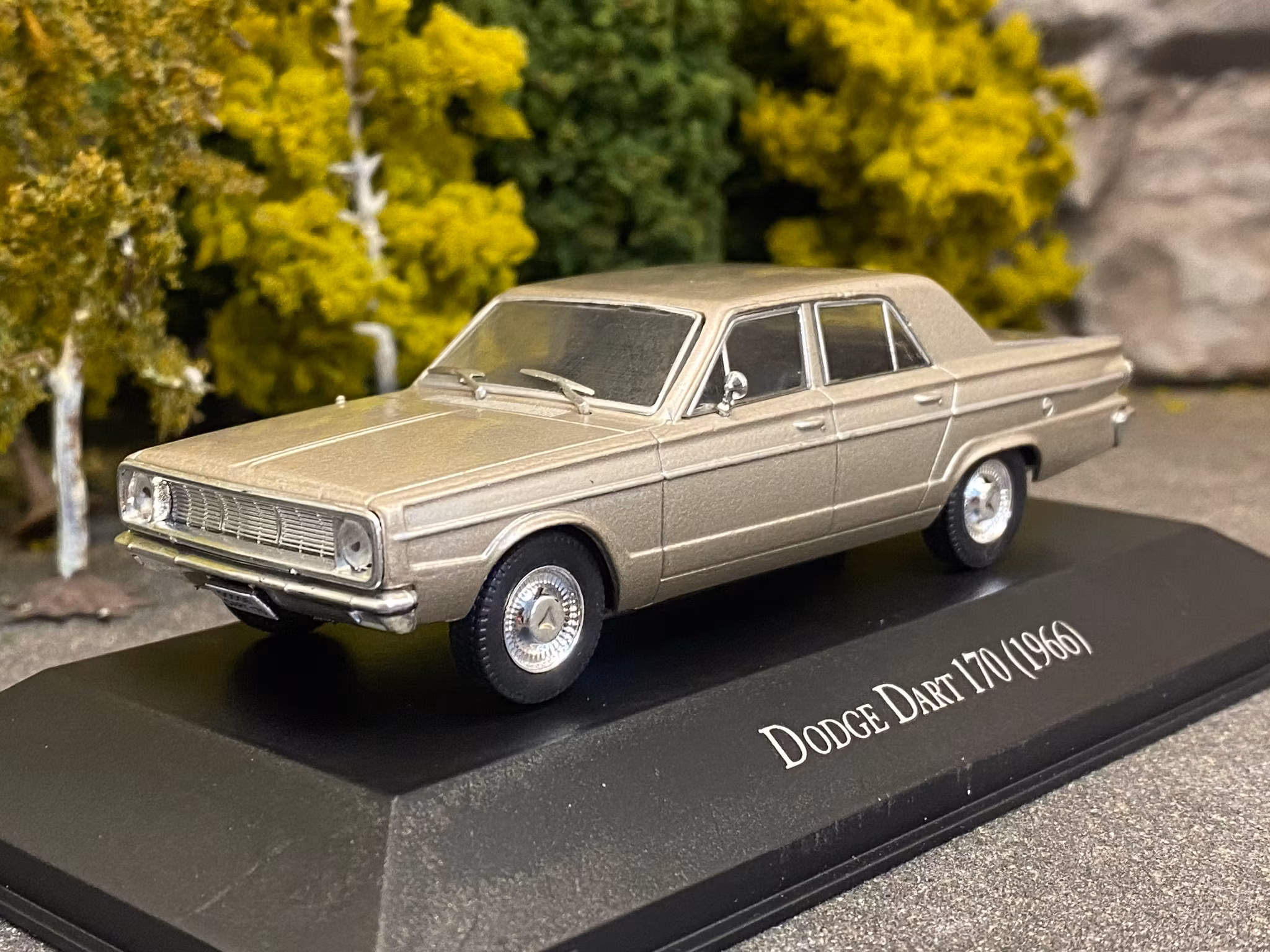 Skala 1/43: Dodge Dart 170 1966' fr DeAgostini