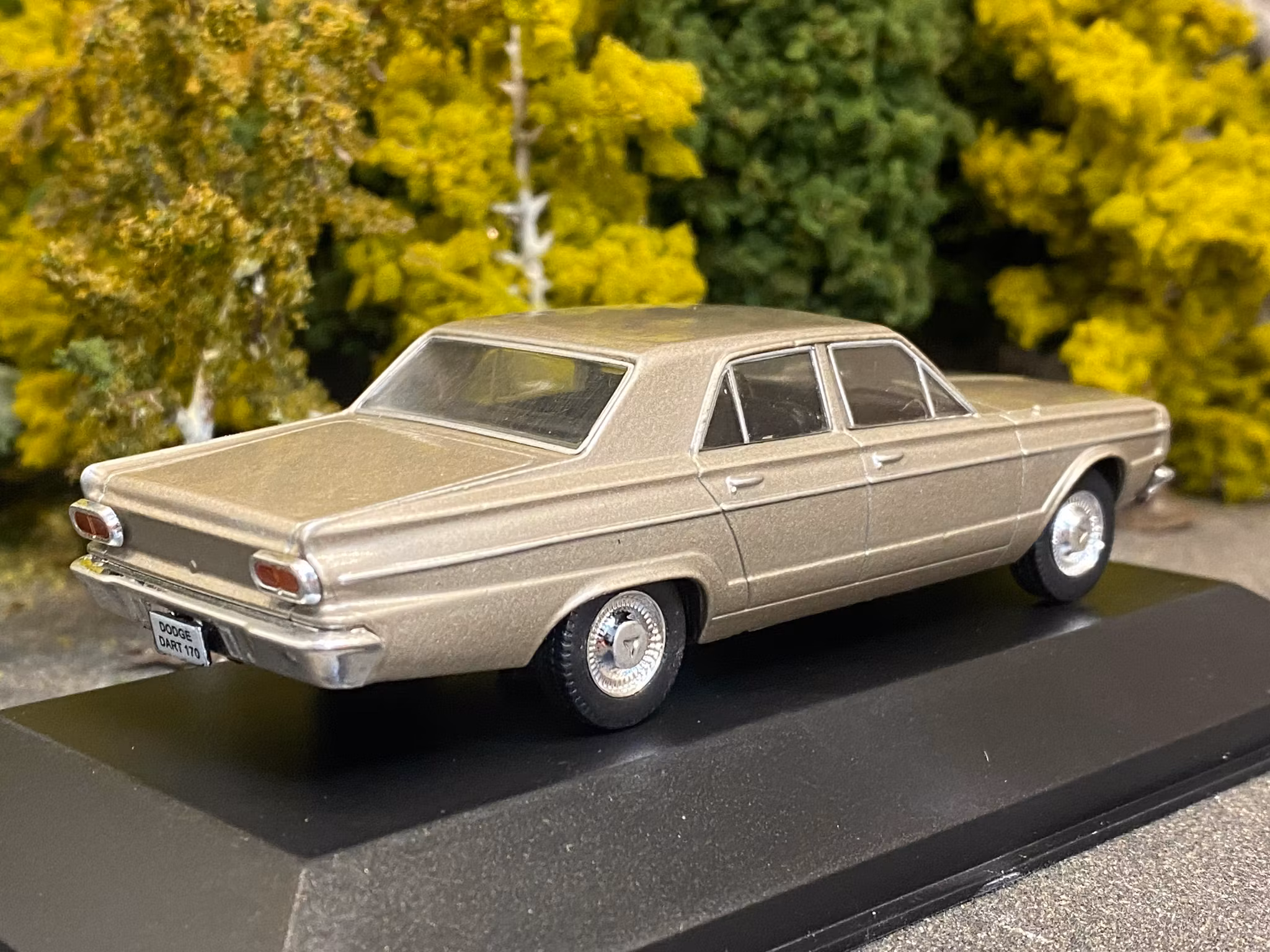 Skala 1/43: Dodge Dart 170 1966' fr DeAgostini