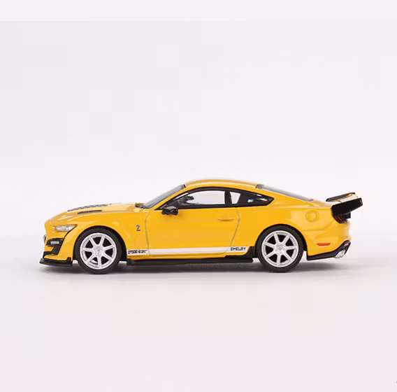 Skala 1/64 - Shelby GT500 Dragon Snake, Concept Yellow (535) fr MINI GT