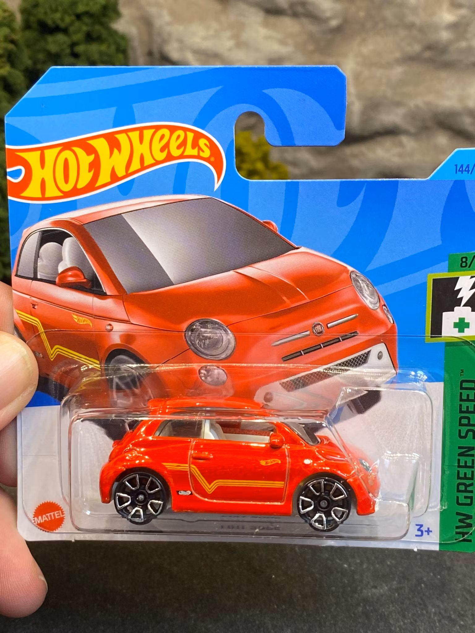 Skala 1/64, Hot Wheels "HW GREEN SPEED": Fiat 500e, Red