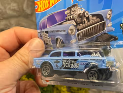 Skala 1/64 Hot Wheels: Chevy Bel Air Gasser 55', Blue "Tri Five Terror"