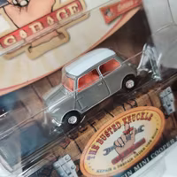 Skala 1/64 Greenlight "The Busted Knuckle Garage" Austin Mini Cooper S 65' Ser.2