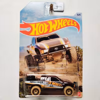 Skala 1/64 Hot Wheels: Toyota Off-Road Truck