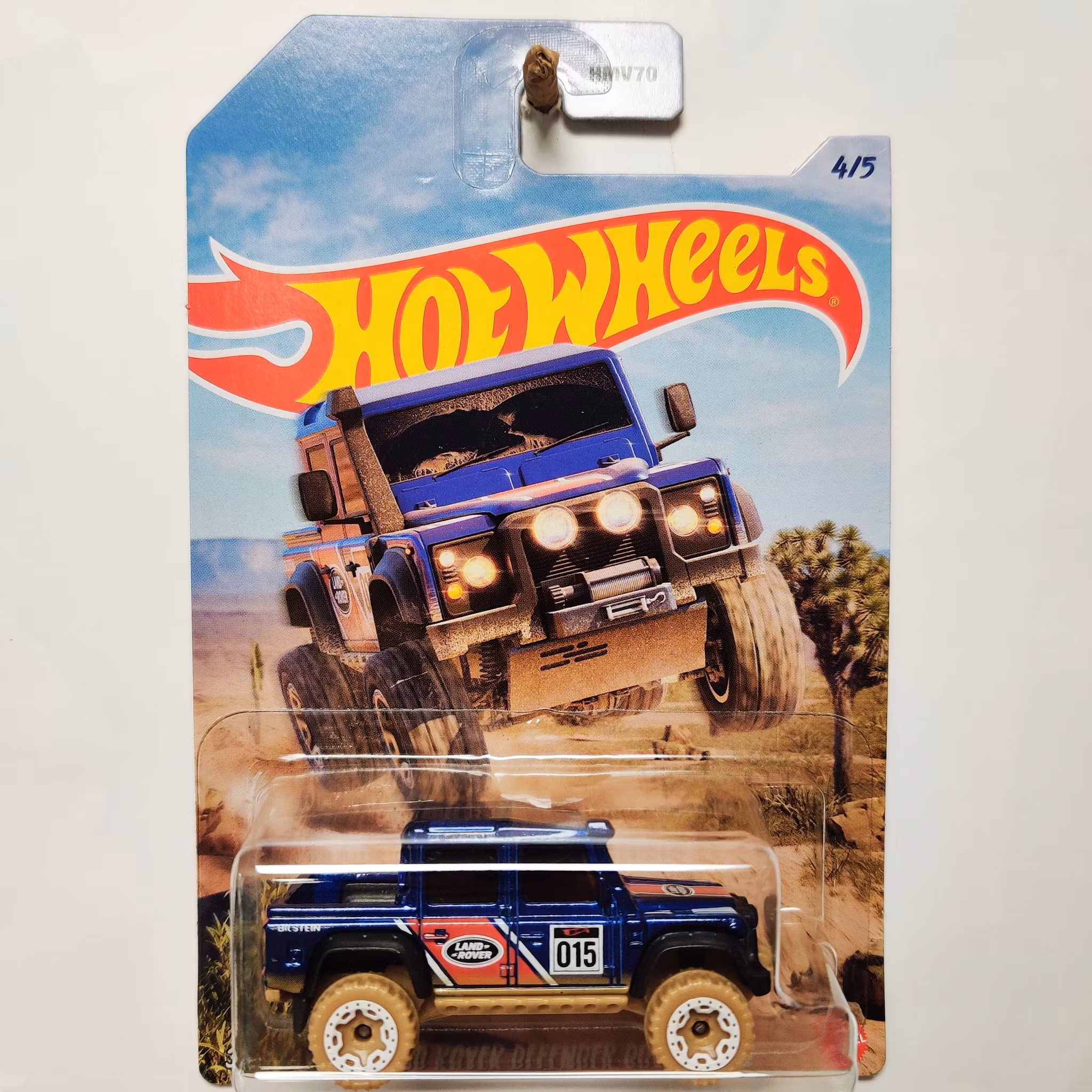 Skala 1/64 Hot Wheels: Land Rover Defender Double Cab 15'