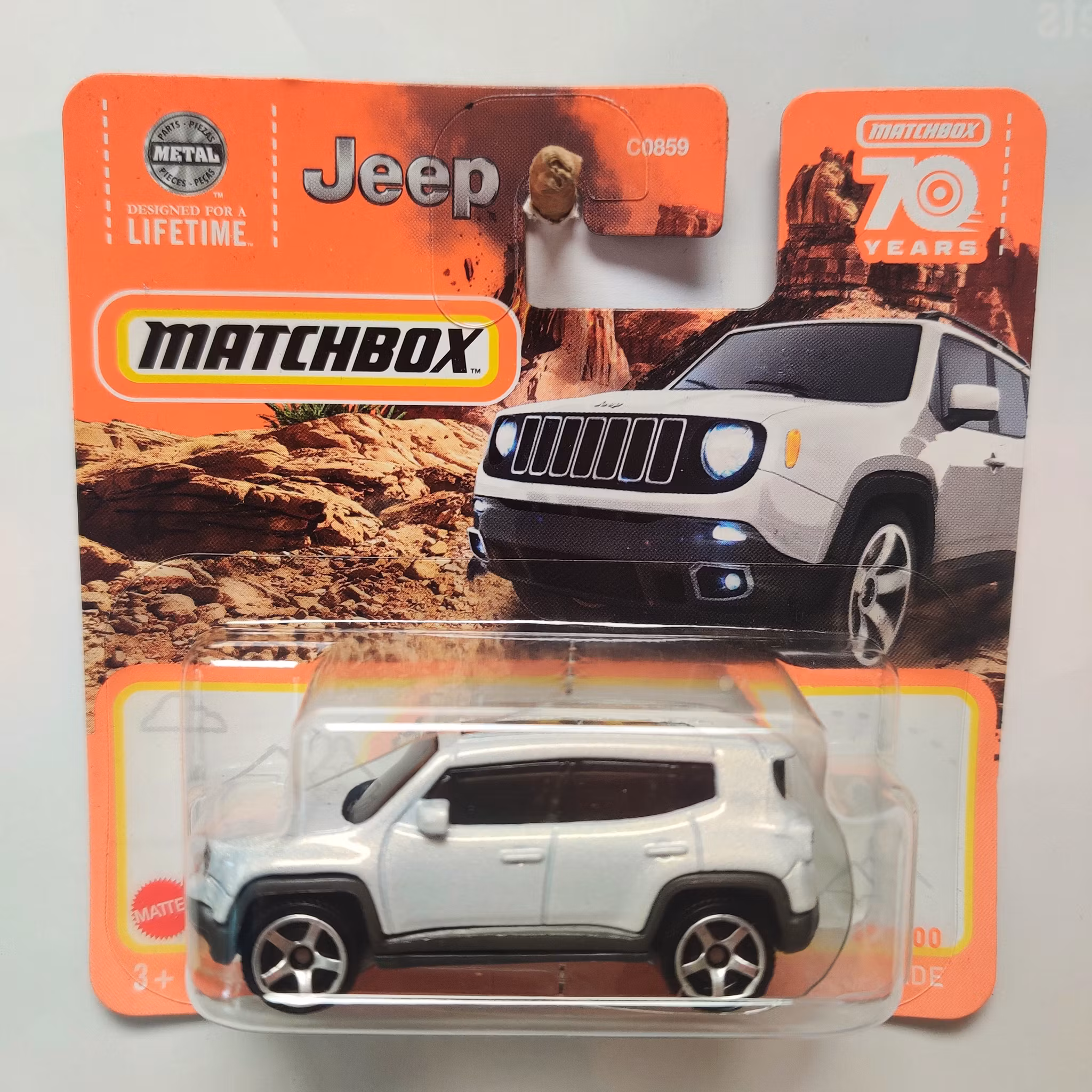 Skala 1/64 Matchbox 70 years - Jeep Renegade 2019