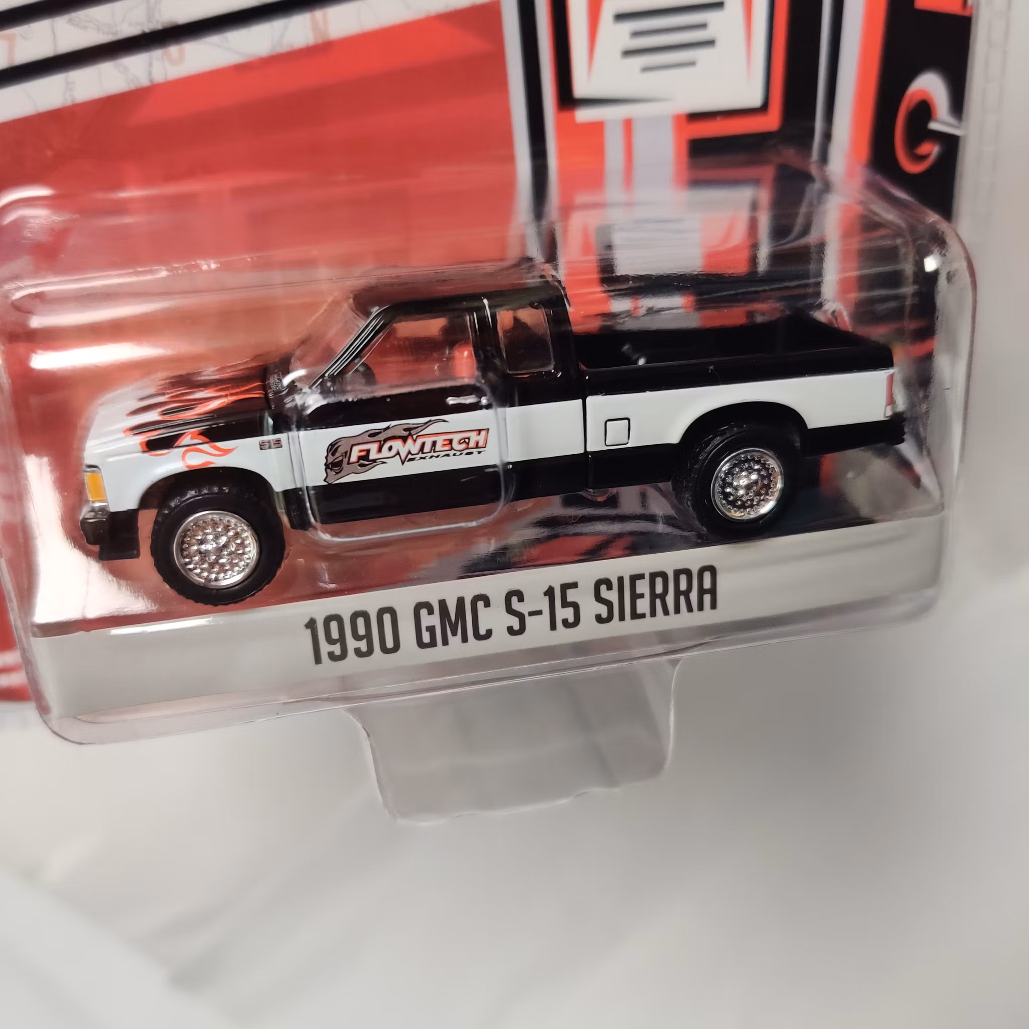 Skala 1/64 Greenlight "Running on Empty" GMC S-15 Sierra '90 "FLOWTECH" Ser.16