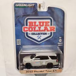 Skala 1/64 Greenlight "Blue Collar" Chevrolet Tahoe Z71 22' Ser.12 Lim.Ed