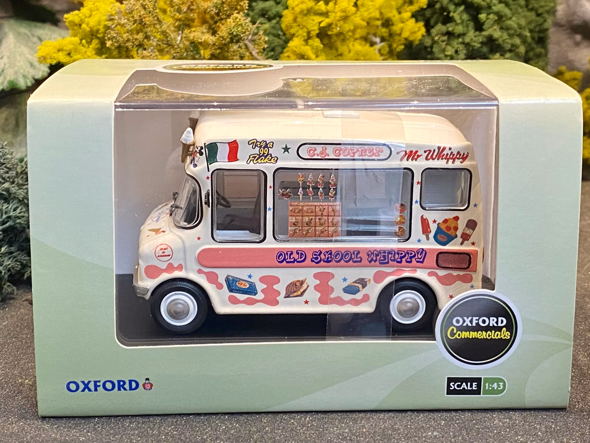 Skala 1/43 Bedford CF Ice Cream Van - C J Copner fr Oxford Commercials