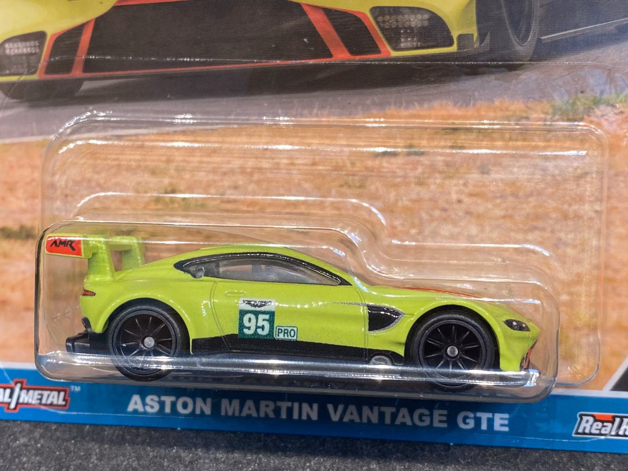 Skala 1/64 Hot Wheels Premium Race Day: Aston Martin Vantage GTE