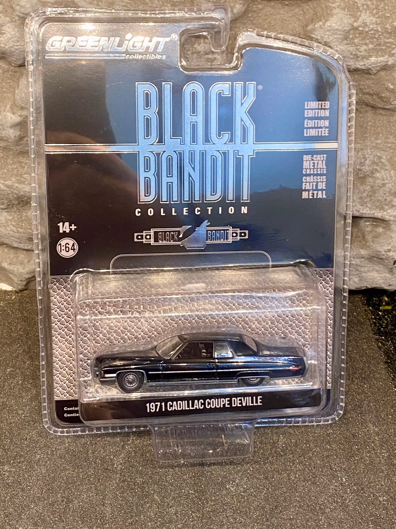 Skala 1/64 Black Bandit fr Greenlight: Cadillac Coupe Deville 71'