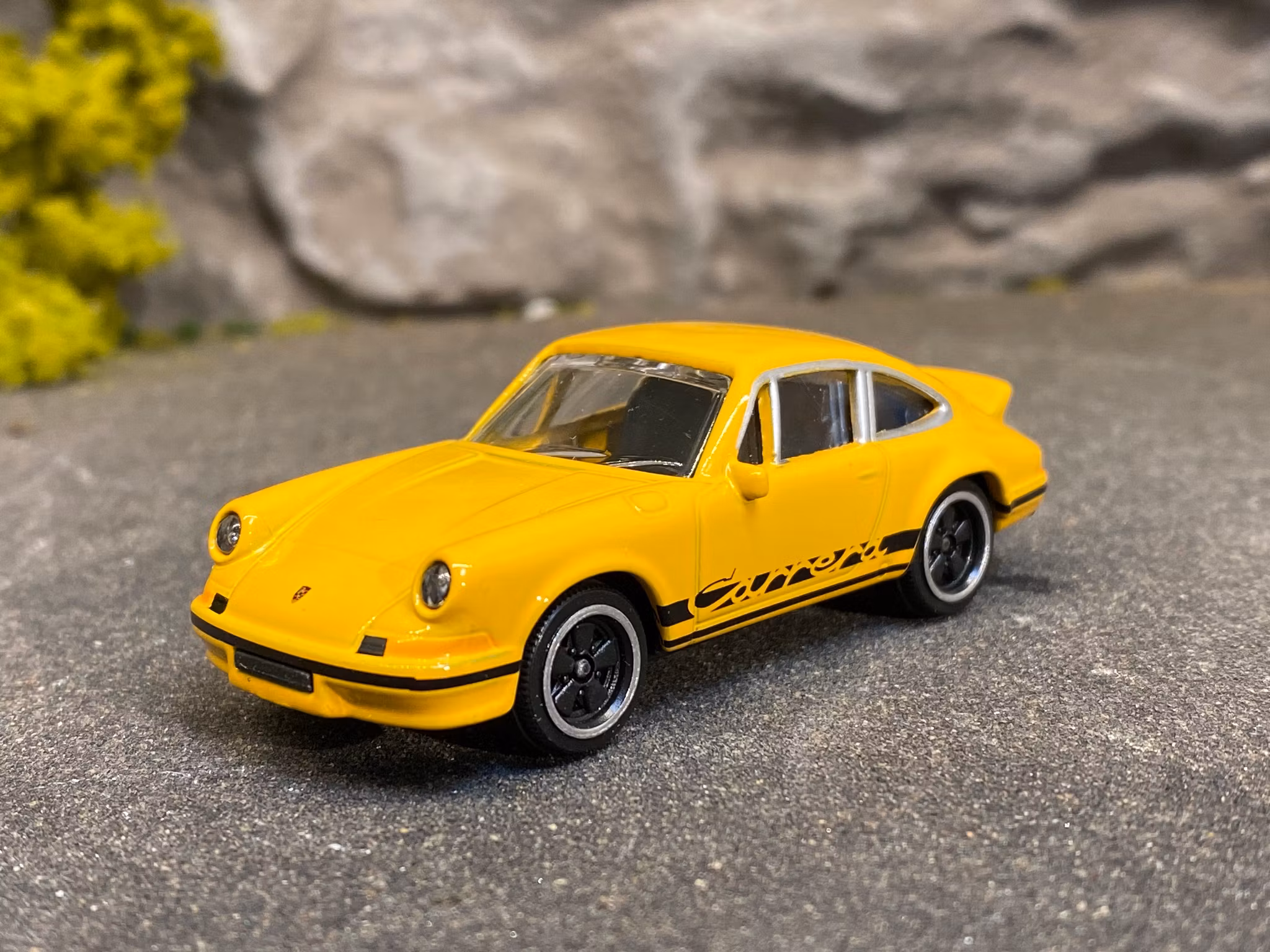 Skala 1/64 Porsche 911 Carrera RS 2,7 fr Majorette - Porsche Edition