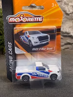Skala 1/64 fr Majorette - Racing Cars: Isuzu D-Max Spark