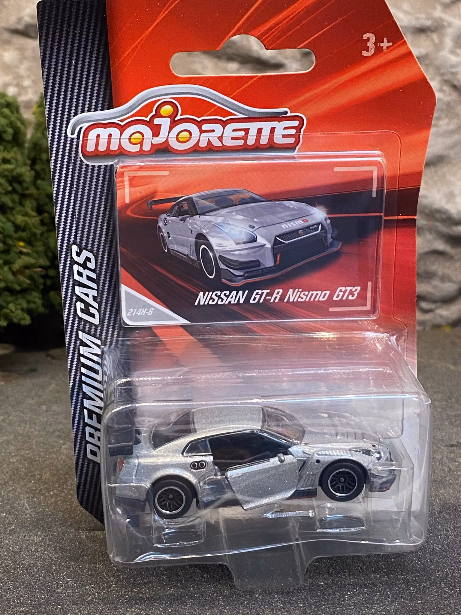 Skala 1/64 fr Majorette - Premium Cars: Nissan GT-R Nismo GT3