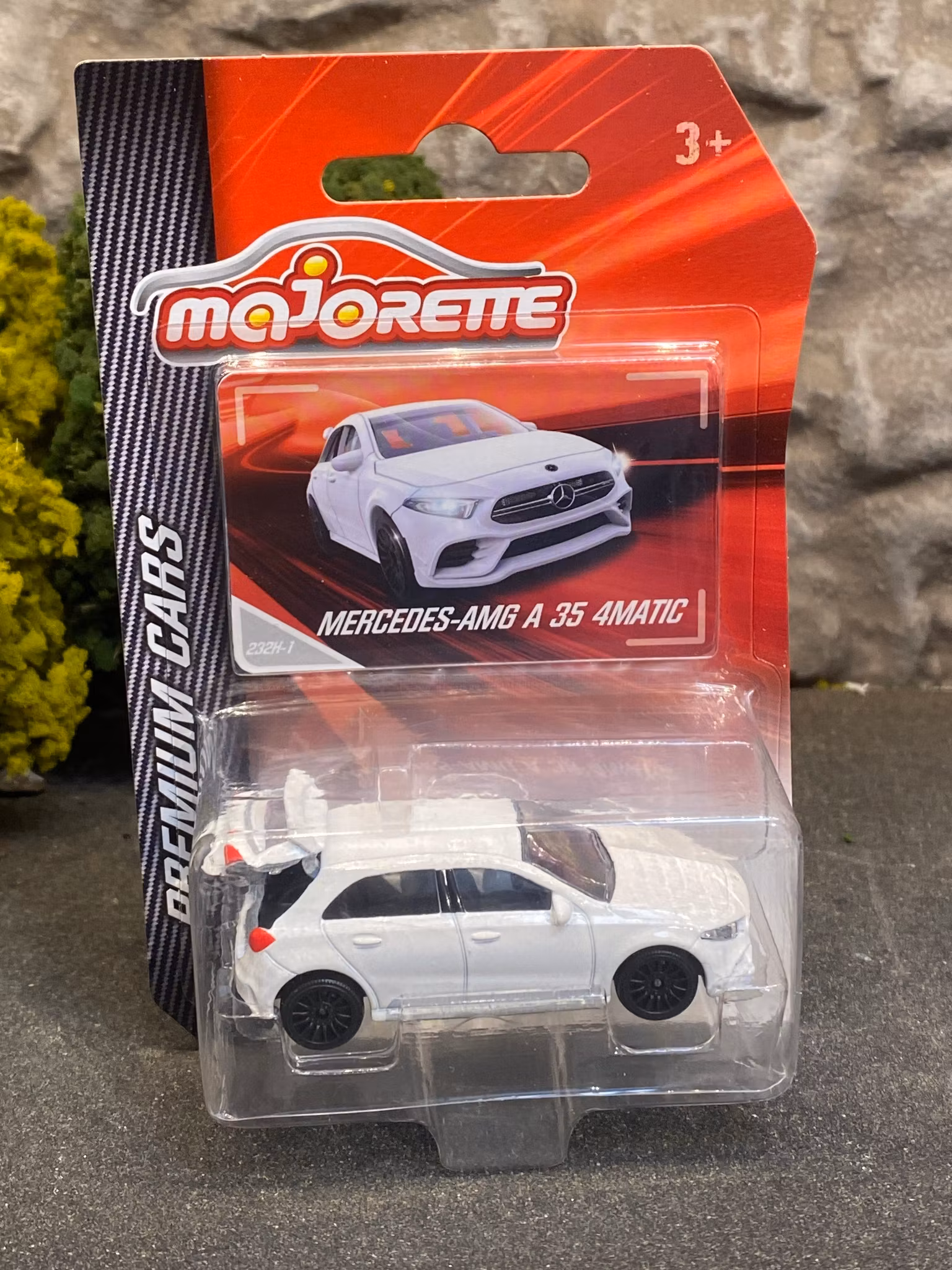 Skala 1/64 fr Majorette - Premium Cars: Mercedes-AMG A 35 4Matic