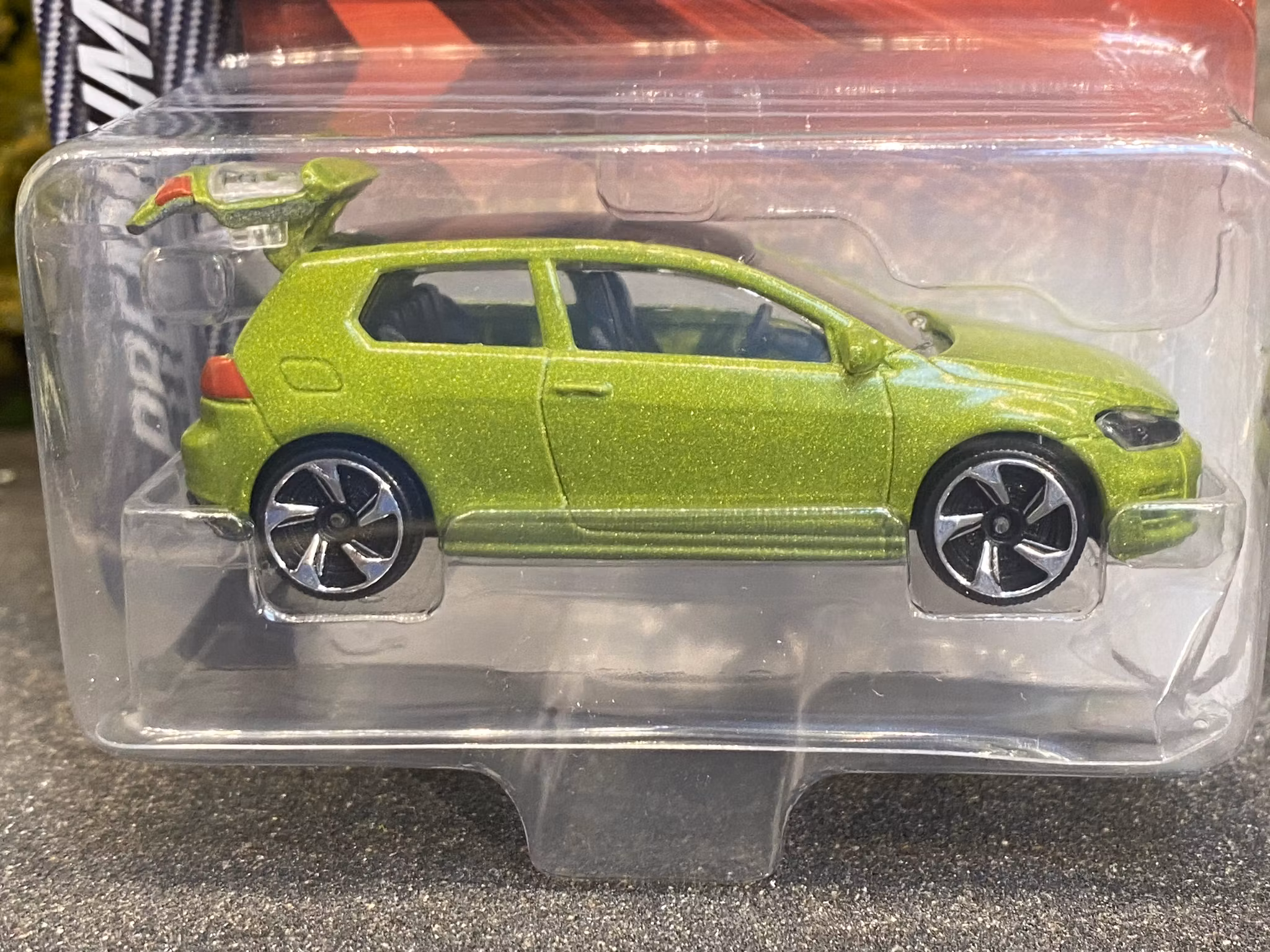 Skala 1/64 fr Majorette - Premium Cars: Volkswagen Golf VII Gti