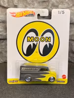 Skala 1/64 Hot Wheels Premium: Diary Delivery "Mooneyes"