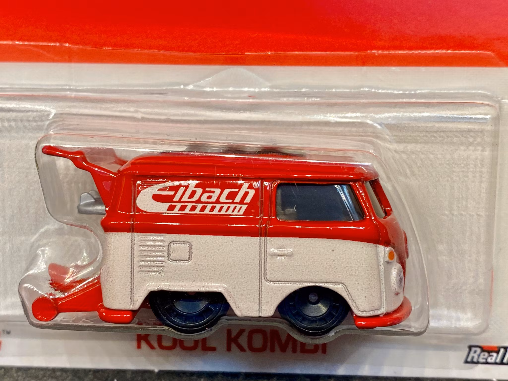 Skala 1/64 Hot Wheels Premium: VW KOOL KOMBI "EIBACH"