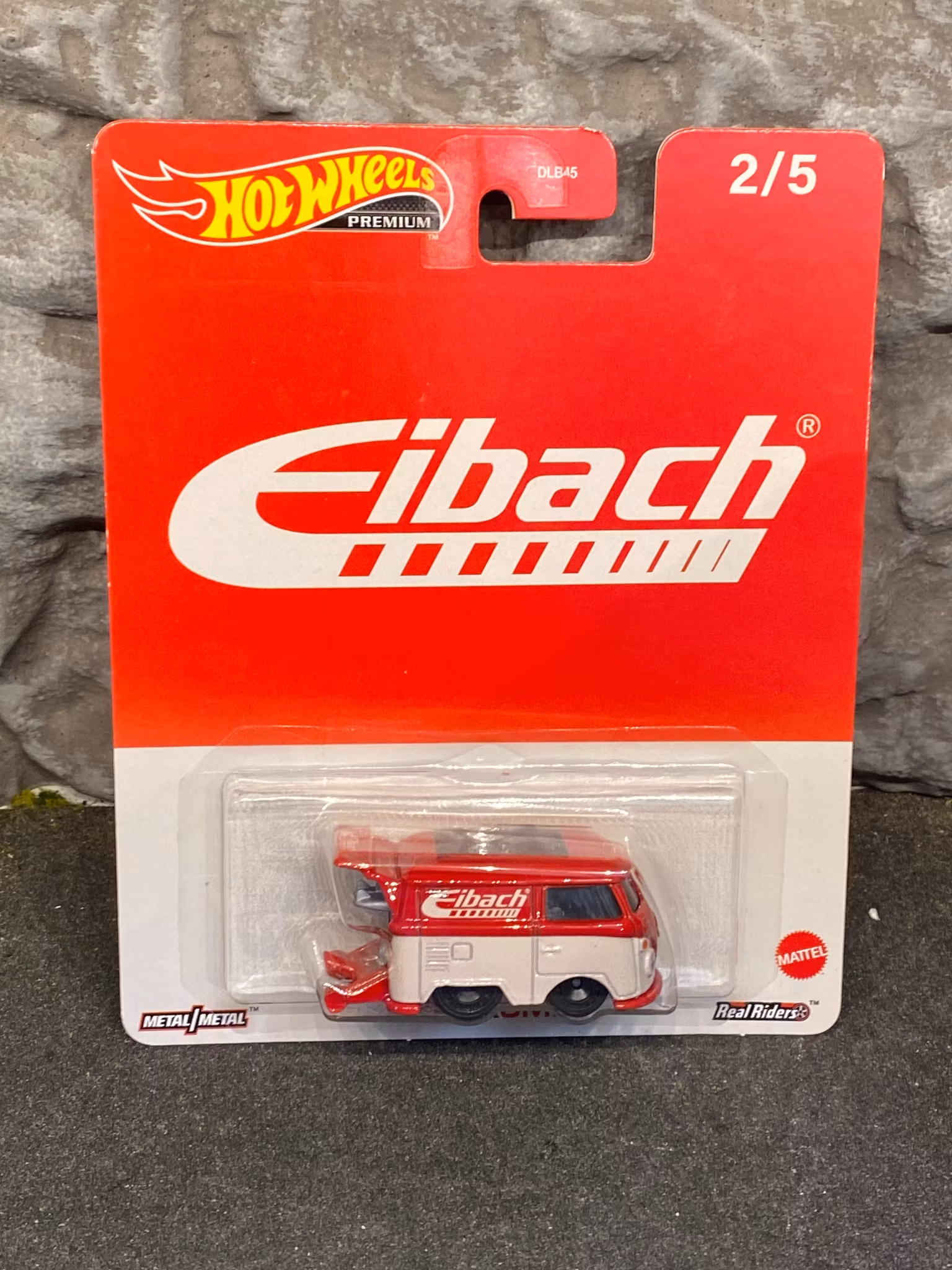 Skala 1/64 Hot Wheels Premium: VW KOOL KOMBI "EIBACH"