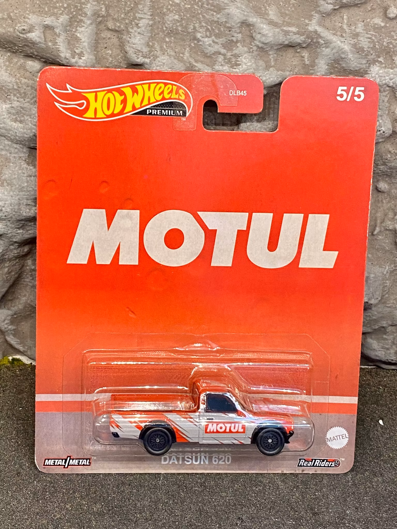 Skala 1/64 Hot Wheels Premium: Datsun 620 "Motul"