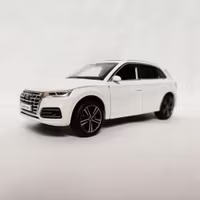 skalaSkala 1/32 Audi Q5, Vit från Tayumo