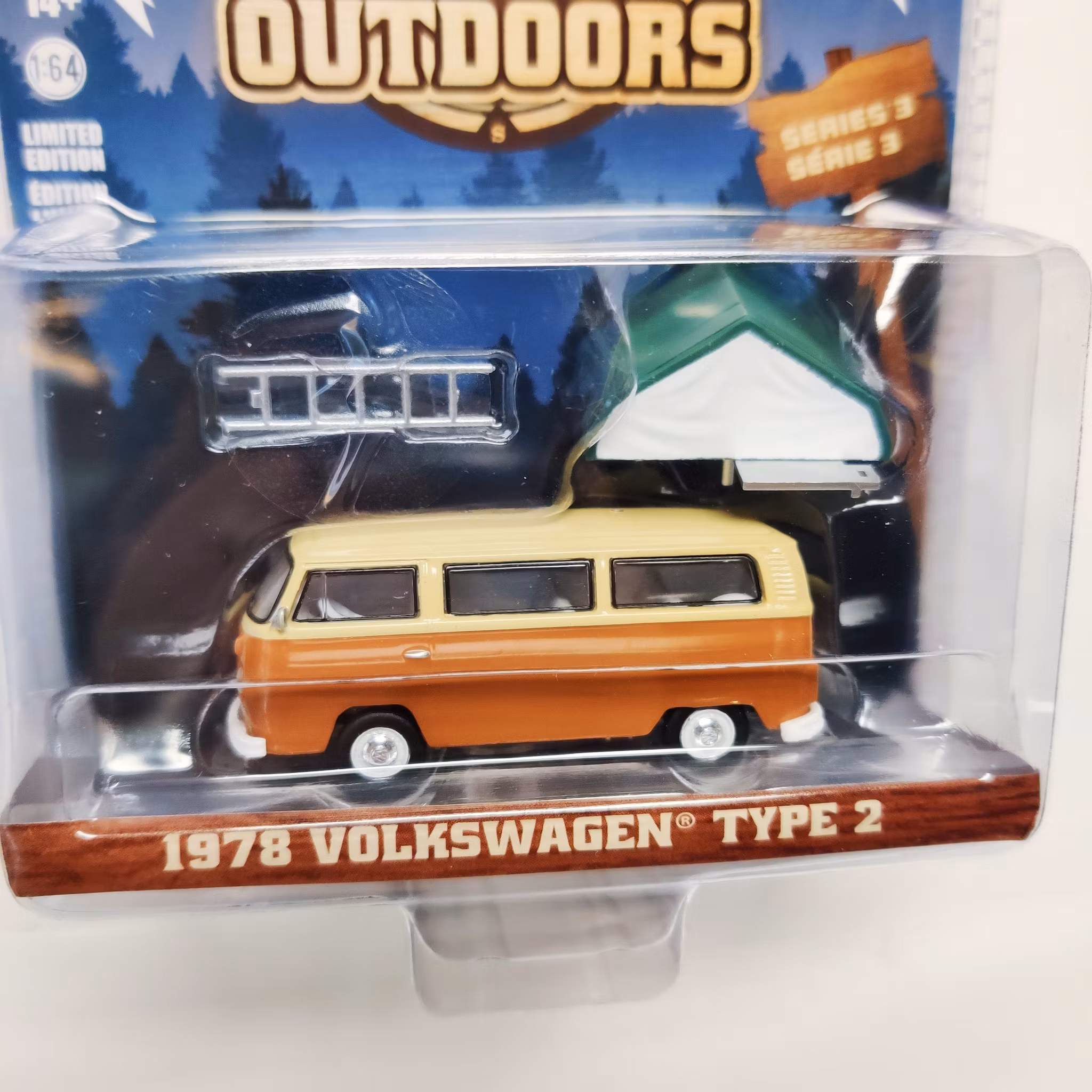 Skala 1/64 Greenlight "The Great Outdoors" 1978 Volkswagen Type 2 T2