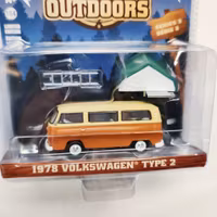 Skala 1/64 Greenlight "The Great Outdoors" 1978 Volkswagen Type 2 T2