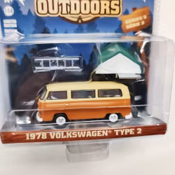 Skala 1/64 Greenlight "The Great Outdoors" 1978 Volkswagen Type 2 T2