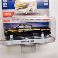 Skala 1/64 Greenlight "Hot Pursuit" 2021 RAM 2500 S.44