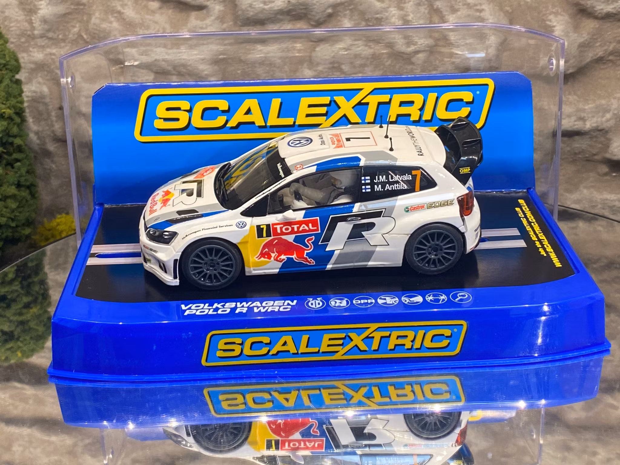 Skala 1/32 An. Slotcar - Volkswagen Polo R WRC, Latvala/Antila fr Scalextric