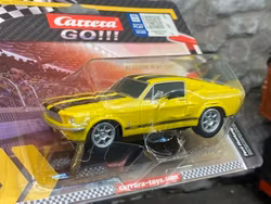Skala 1/43 Analogue slotcar fr Carrera GO: Ford Mustang 67', Yellow