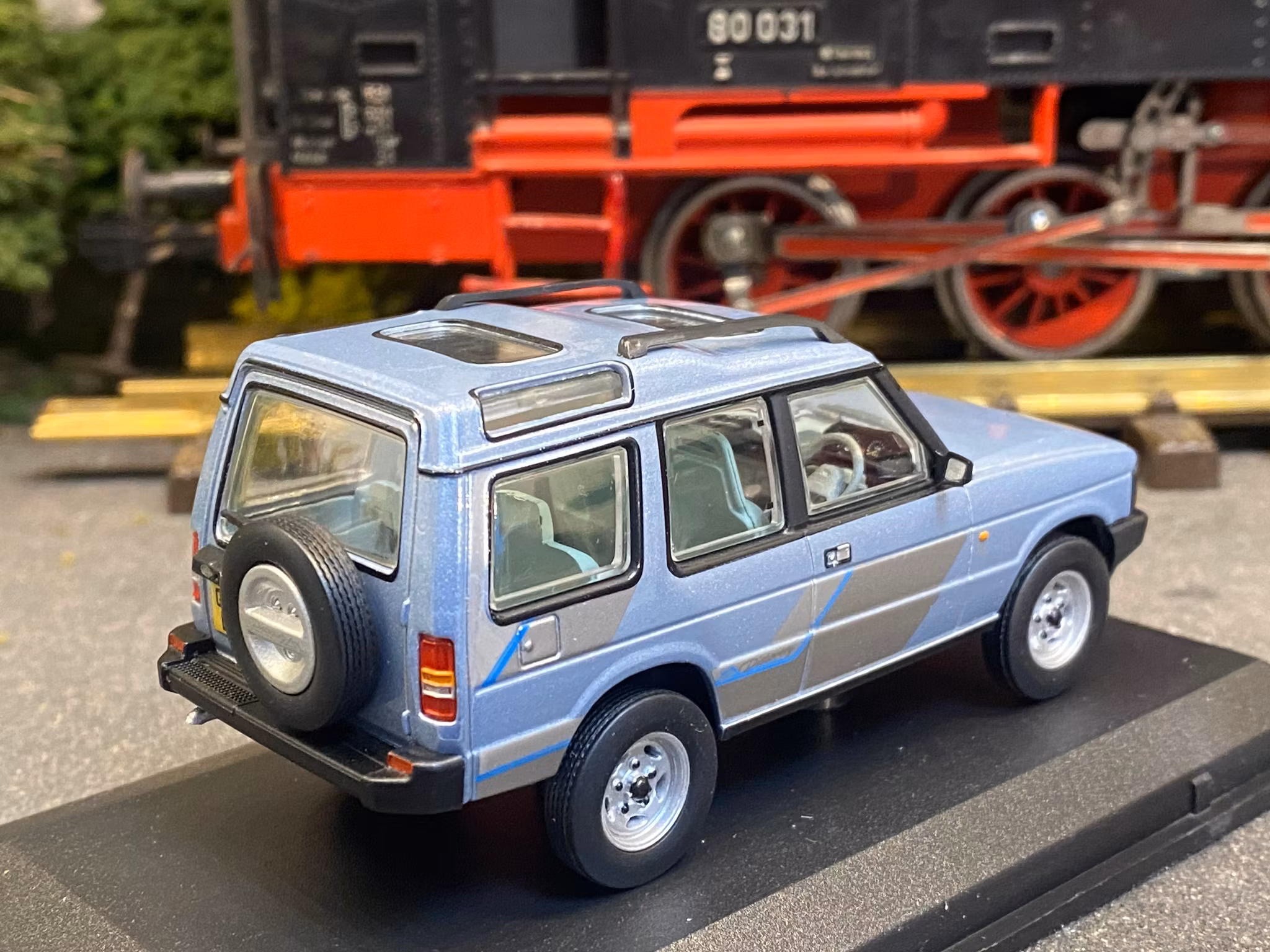 Skala 1/43 Land Rover Discovery Mistrale, Lhd fr Oxford Company