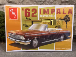 Skala 1/25 - 1962 Impala Covertible plastic model kit fr AMT