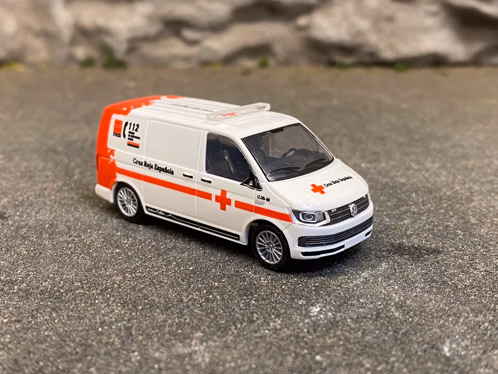 Skala 1/87 - Volkswagen T6 Cruz Roja Espaniola (Ambulance) fr Rietze