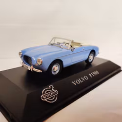 Skala 1/43 Volvo P1900 ljusblå fr Atlas Editions