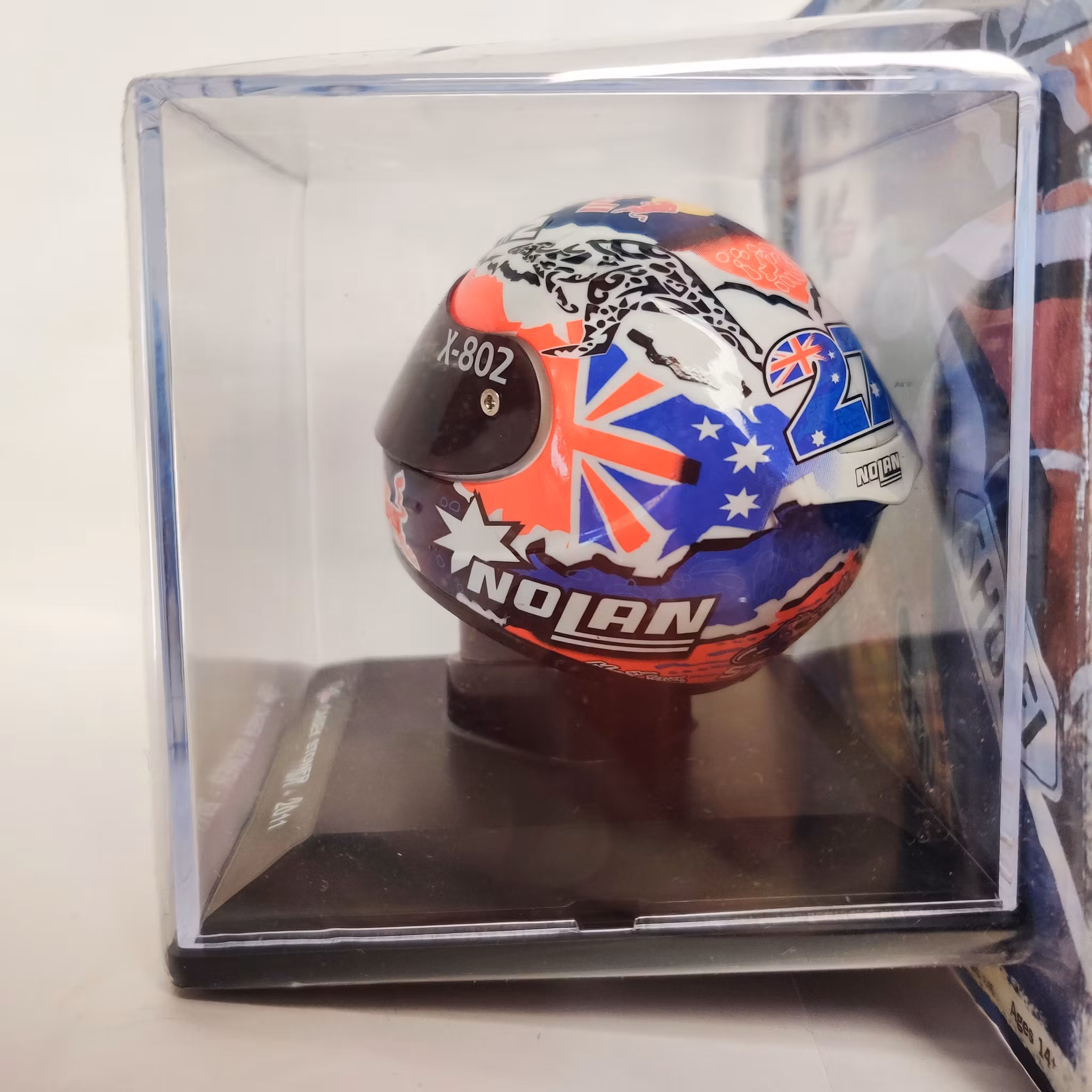 Skala 1/5 Motorcykelhjälm/Motorcyclehelmet "Caset Stoner" - 2011