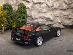 Skala 1/18 Koenig Special 550 1997, (Ferrari) Black GT-336 fr GT Spirit