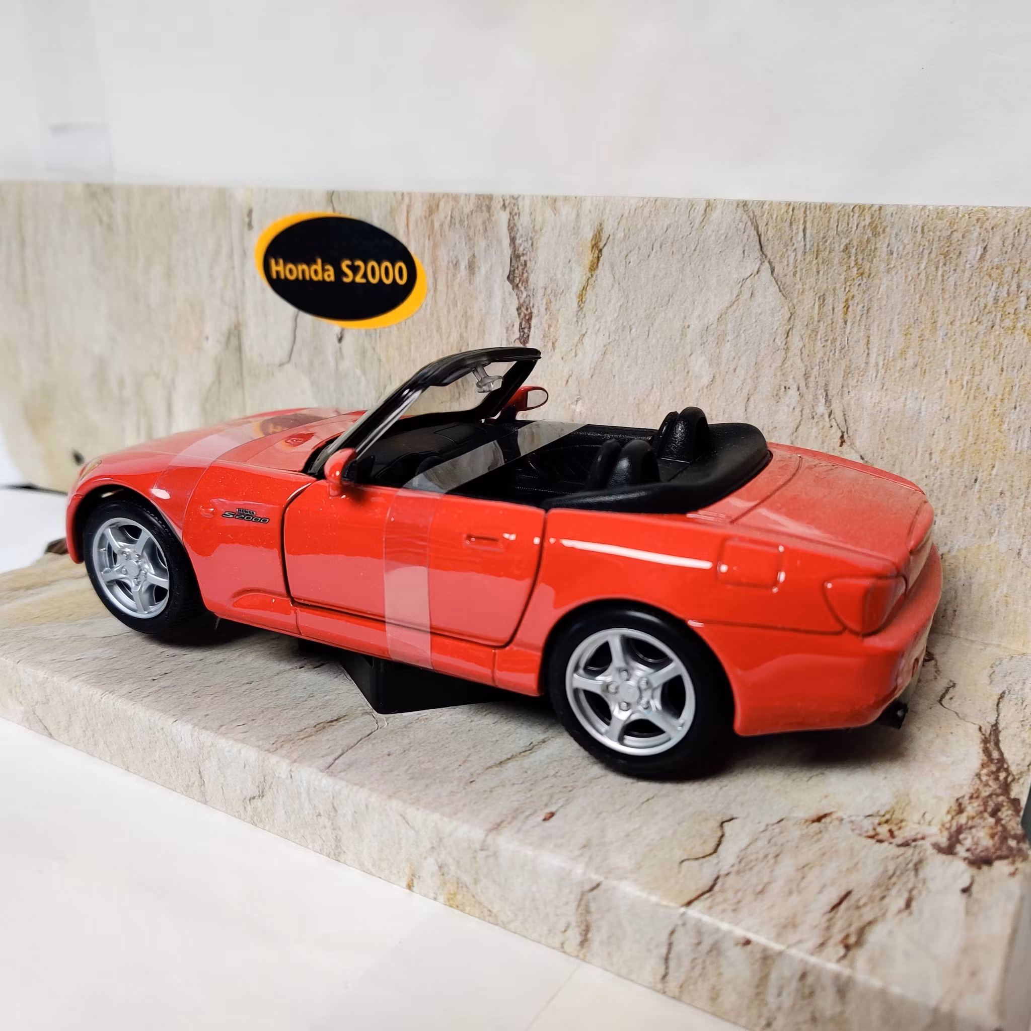 Skala 1/24 Honda S2000 fr Maisto