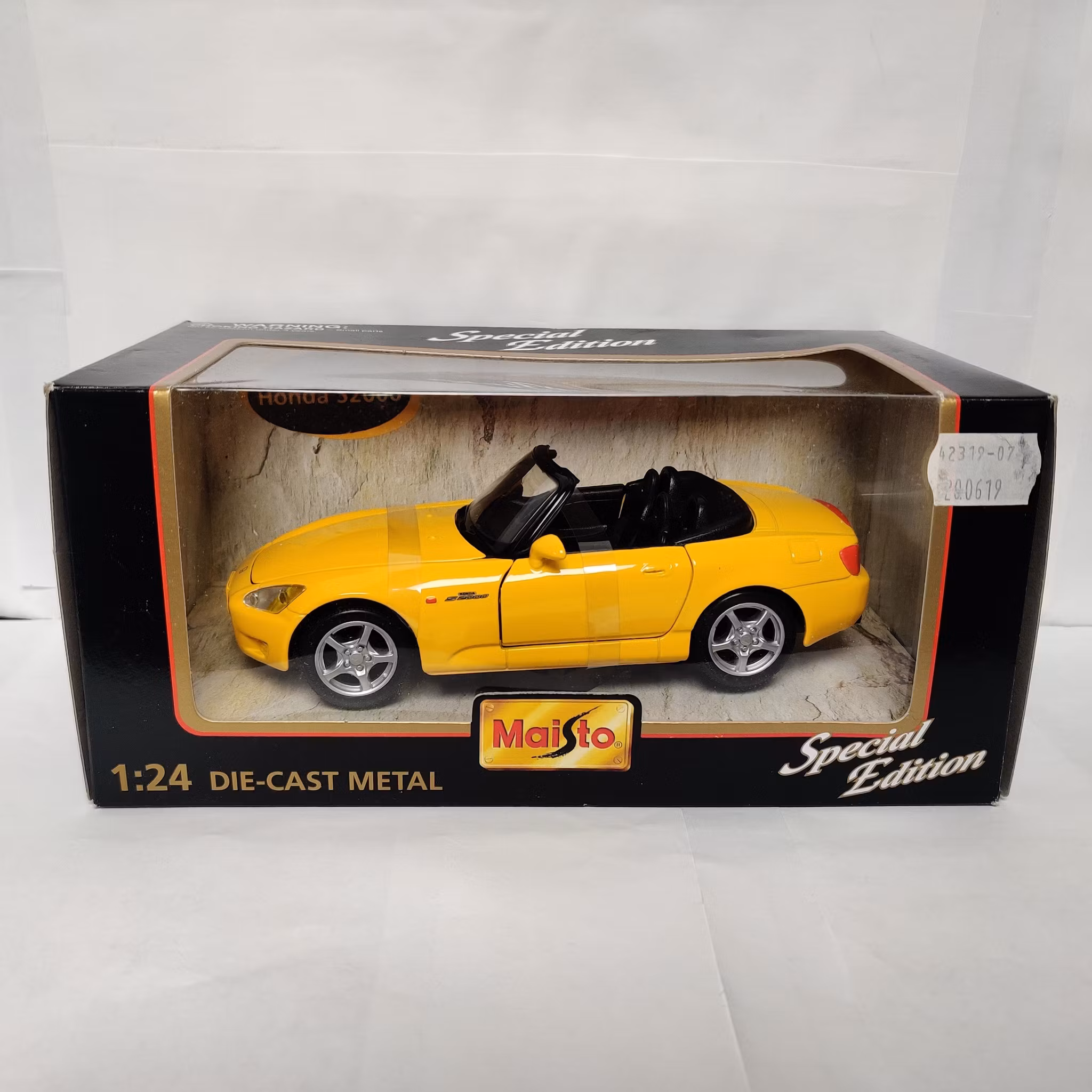 Skala 1/24 Honda S2000 fr Maisto