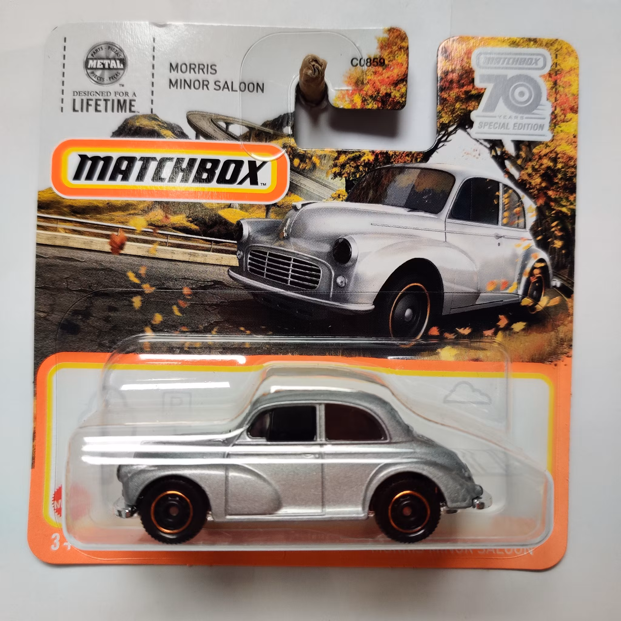 Skala 1/64 Matchbox "70-years"  Morris Minor Saloon