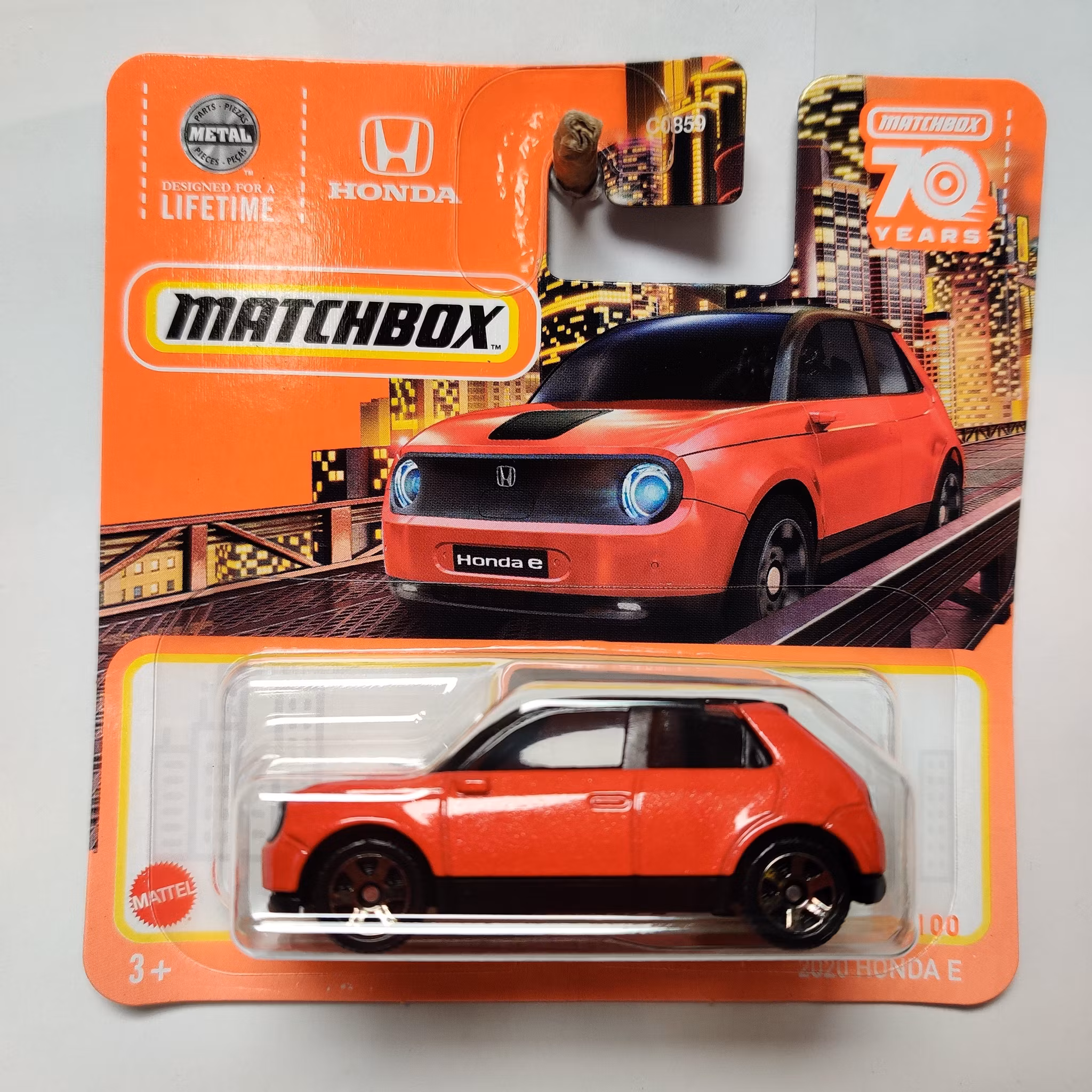 Skala 1/64 Matchbox "70-years"  Honda E 2020