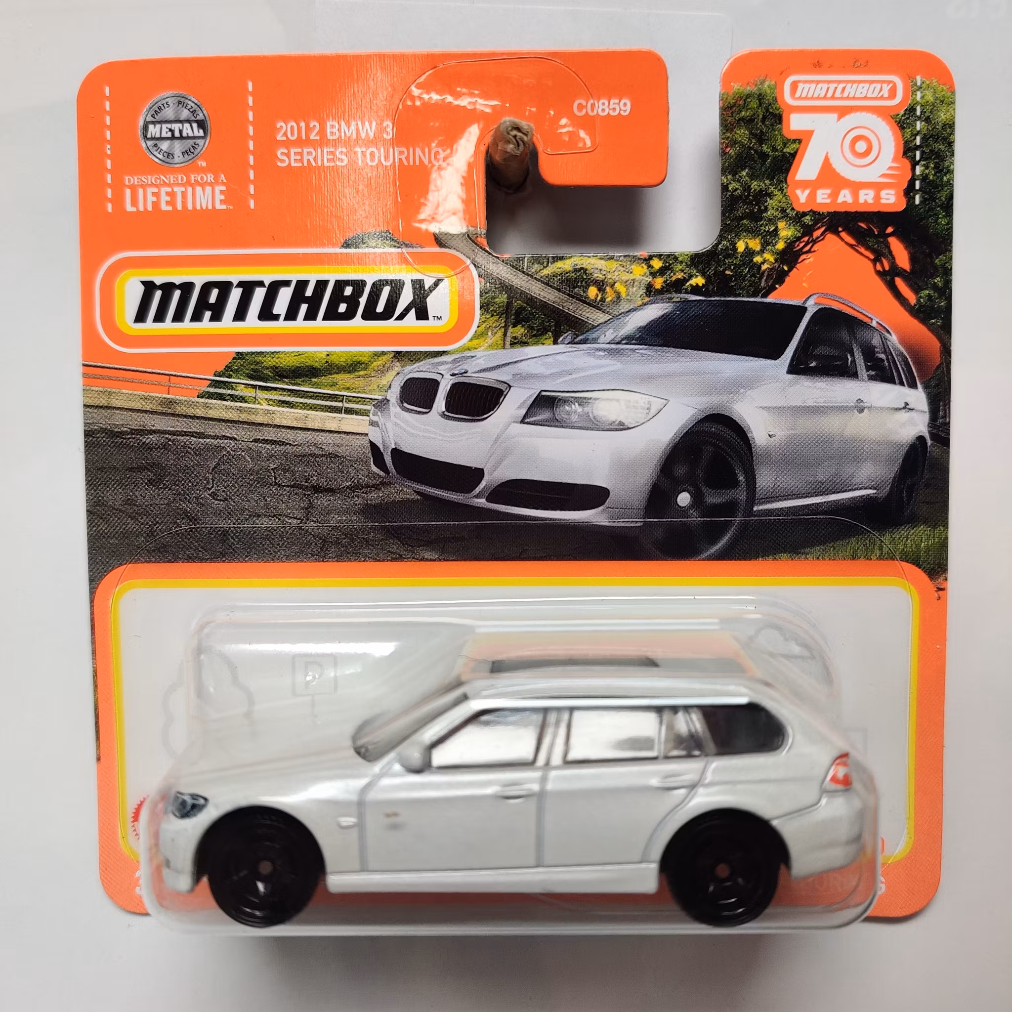 Skala 1/64 Matchbox "70-years" BMW 3 Series Touying 2012