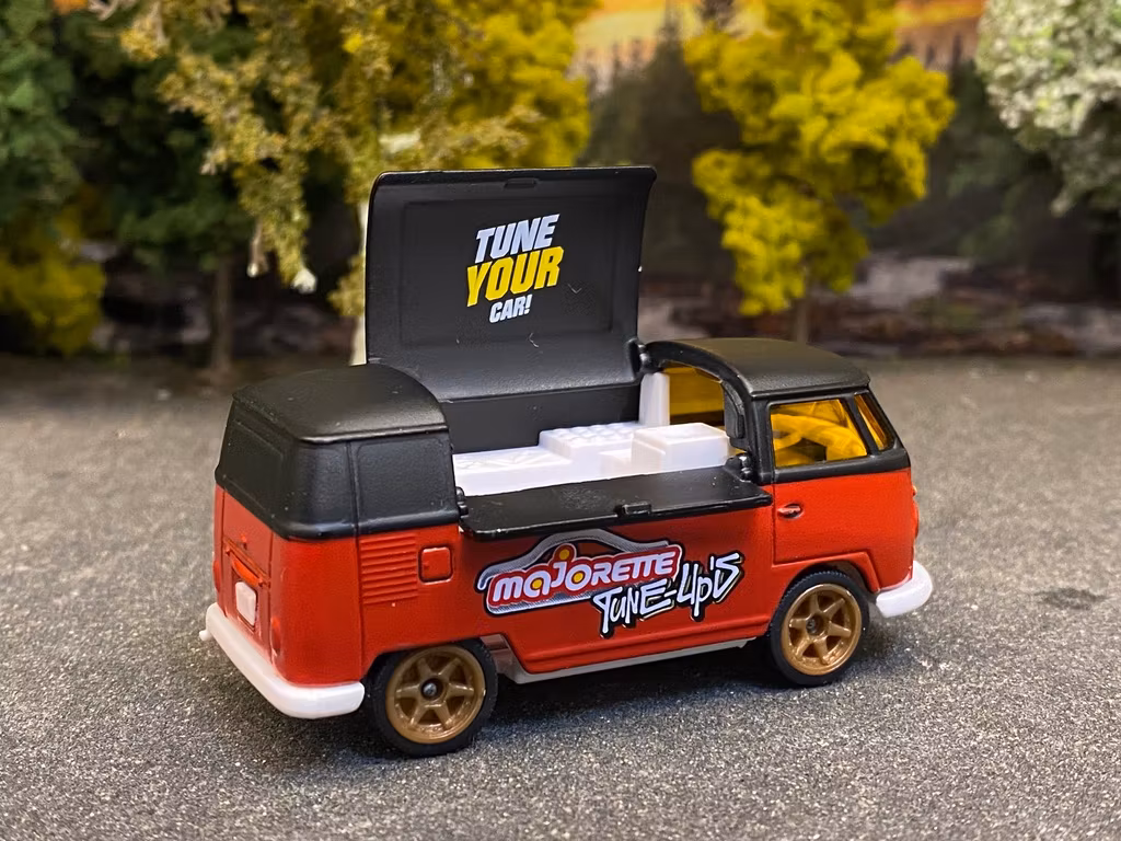 Skala 1/64 Volkswagen T1 Food Wagon fr Majorette - Model of the year 21'