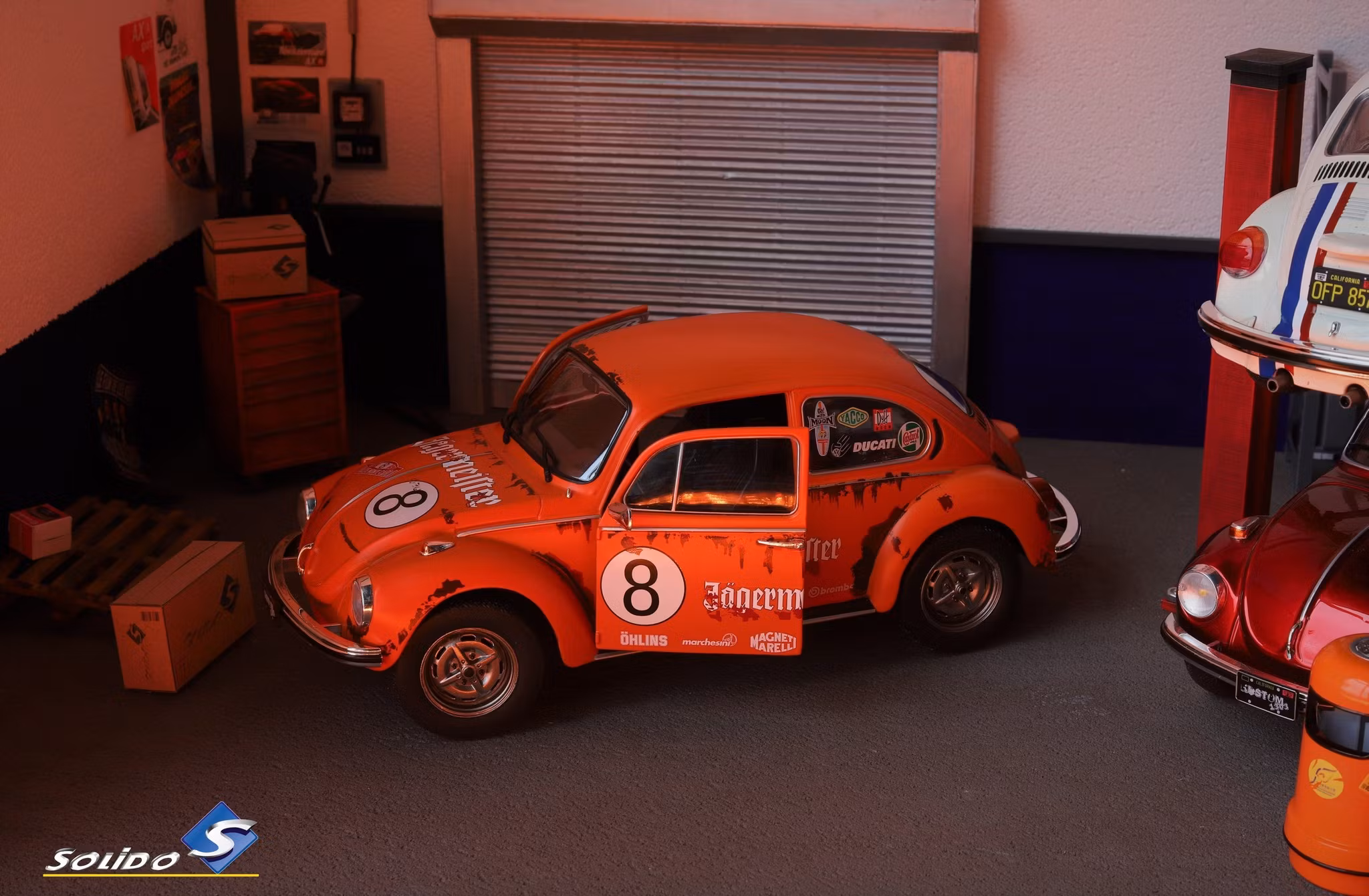 Skala 1/18 Volkswagen Beetle 1303, Jäger Tribute, Orange 74' fr SOLIDO