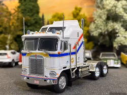 Scale 1/64 Kenworth K100 Aerodyne 1976' White fr IXO Models