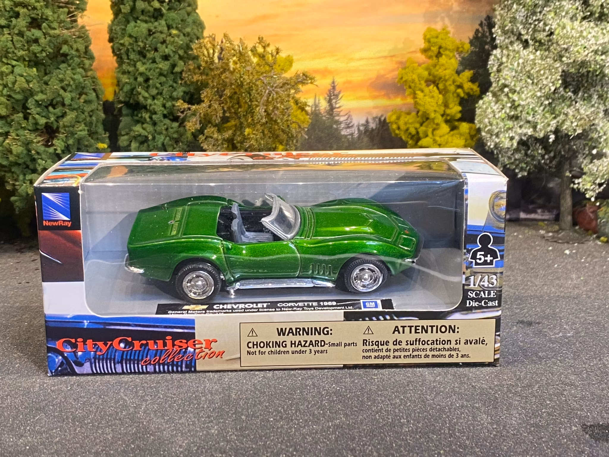 Skala 1/43 Chevrolet Corvette 69' green fr New-Ray - City Cruiser Collection