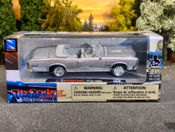 Skala 1/43 Pontiac GTO 66' Silver fr New-Ray - City Cruiser Collection