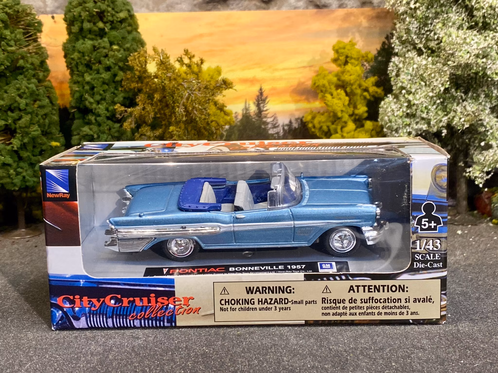Skala 1/43 Pontiac Bonneville 57' Blue fr New-Ray - City Cruiser Collection