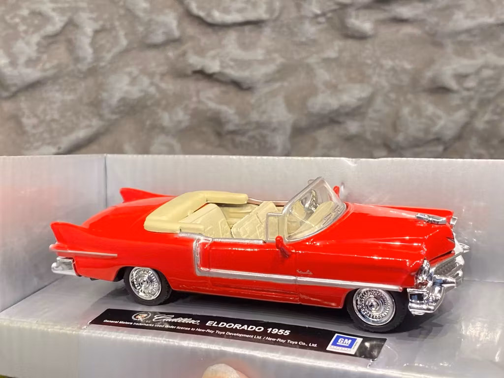Skala 1/43 Cadillac Eldorado 55' Red fr New-Ray - City Cruiser Collection