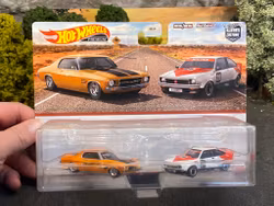 Skala 1/64 Hot Wheels PREMIUM 2-pack: Holden Monaro 73 & Torana A9X 77