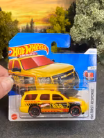 Skala 1/64 Hot Wheels: Chevy Tahoe 07'